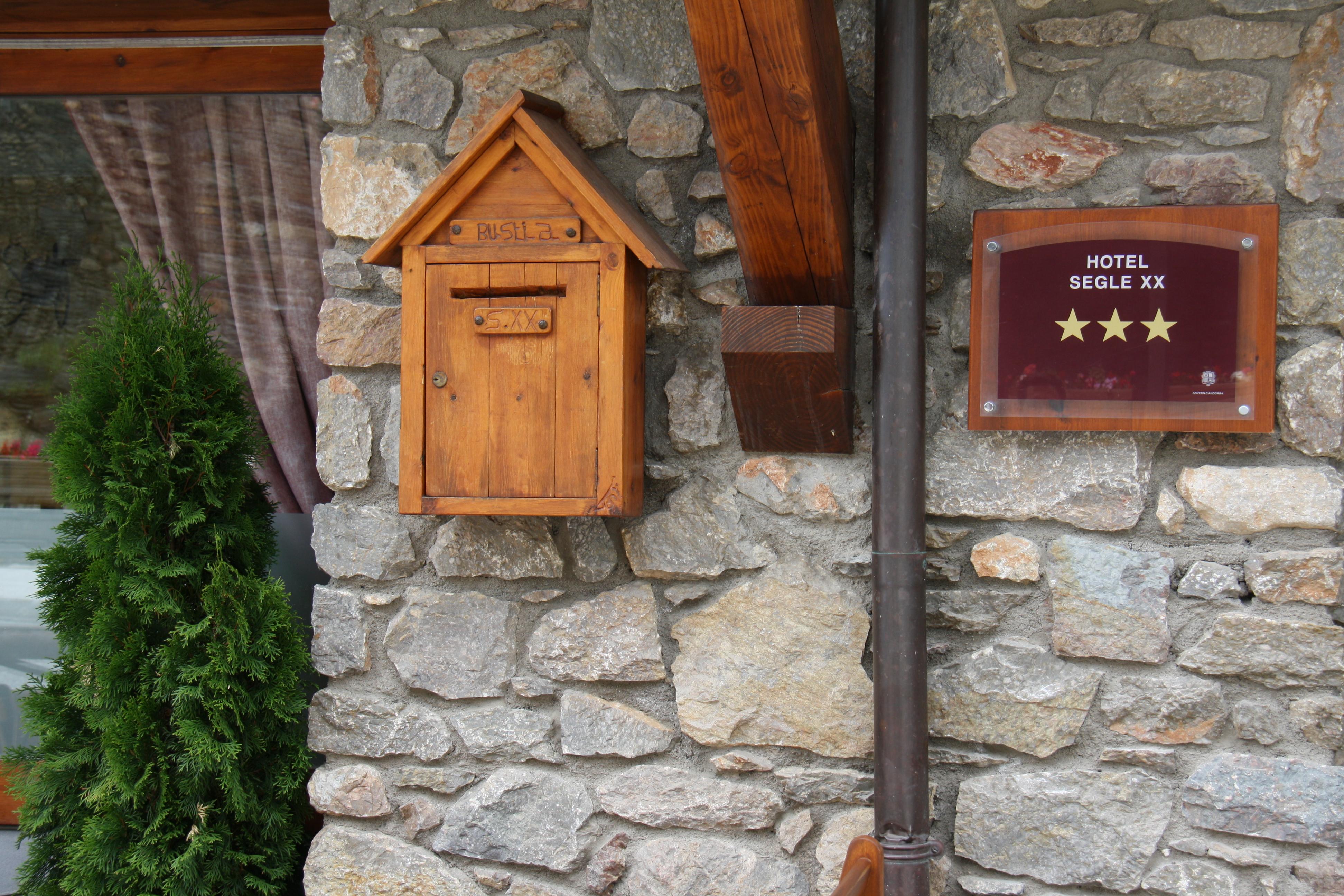 Wuau! Hotel Segle XX Ransol Zewnętrze zdjęcie