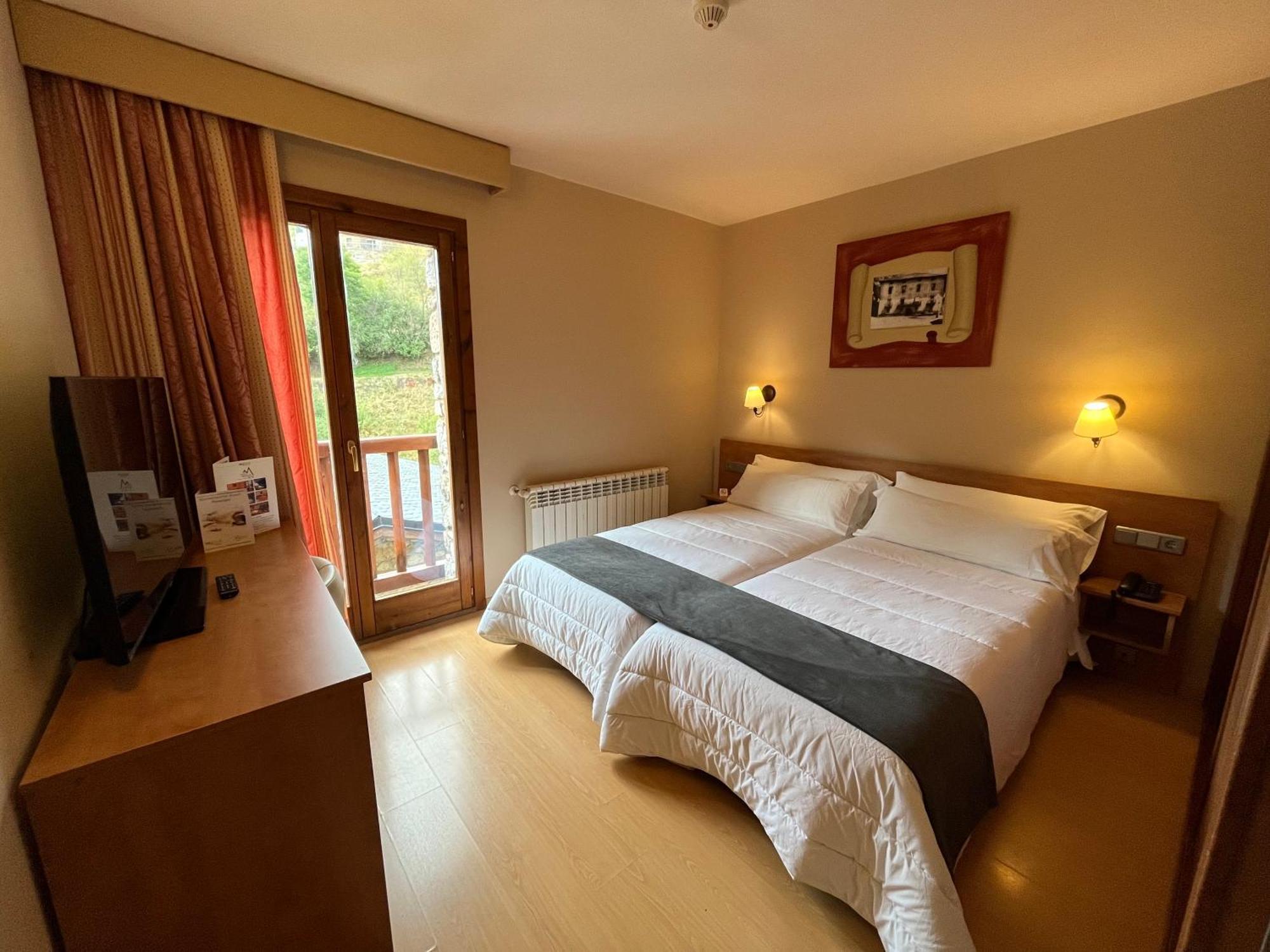 Wuau! Hotel Segle XX Ransol Zewnętrze zdjęcie